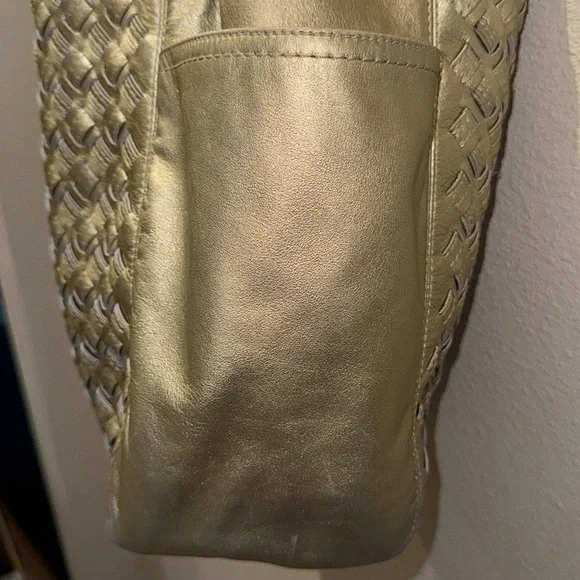 COACH- North South Metallic Woven Leather Gold Leather Shoulder Bag Tote F17099 - Picture 9 of 17